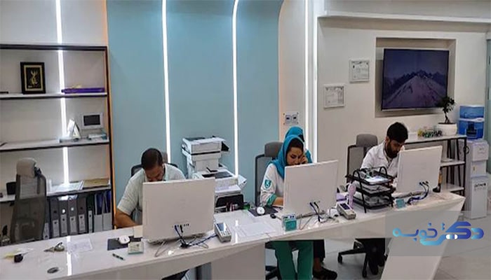 لیست 10 تا از بهترین آزمایشگاه در سعادت آباد + تلفن و آدرس | دکتر خوبه